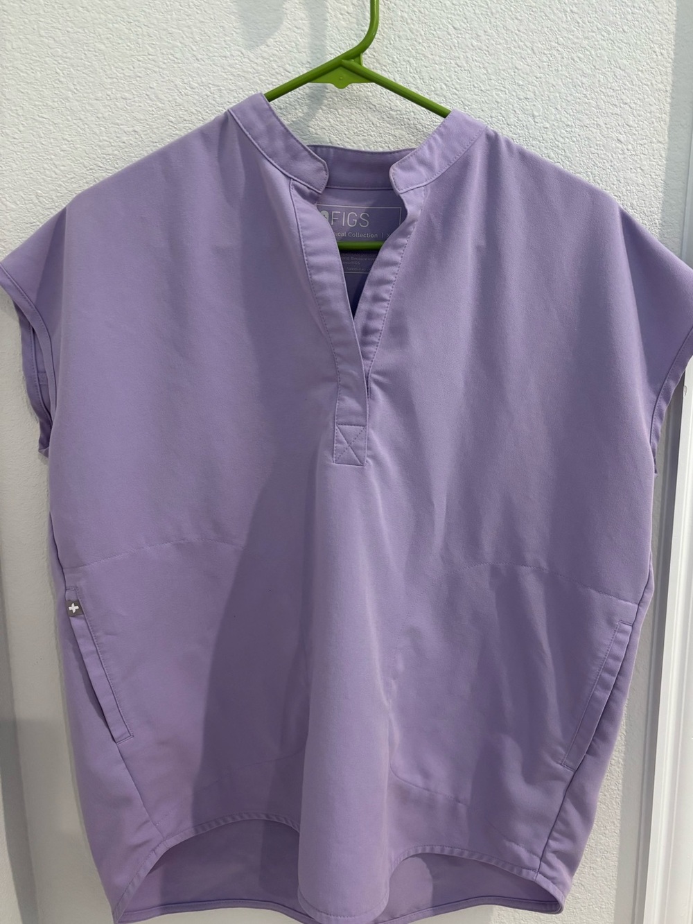FIGS Women's Lavender Dew Rafaela™ - Oversized Scrub Top - XS / Lavender Dew